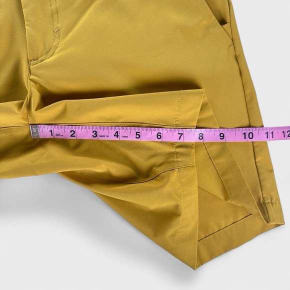 Fabletics Mens Small The Only Short Combat Gold 7.5” Inseam Performance Shorts - Picture 10 of 14